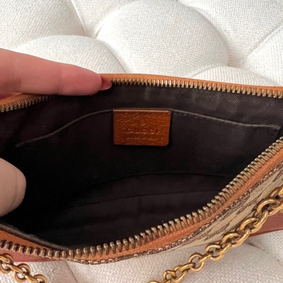 ✨ VINTAGE GUCCI MONOGRAM PURSE ✨ - Picture 5 of 7